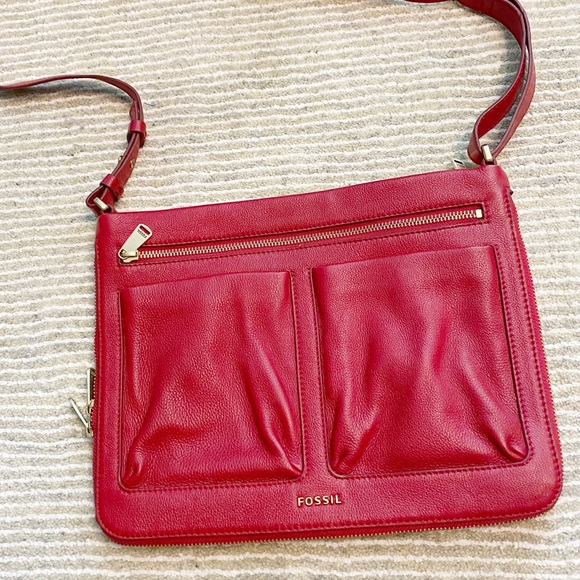 Fossil Piper Expandable Red Leather Crossbody Satchel - Picture 2 of 15